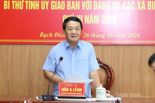 Chú trọng đào tạo, bồi dưỡng cán bộ, đặc biệt là cán bộ cơ sở