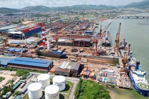 Công ty Đóng tàu Hạ Long thúc đẩy chuyển đổi xanh, hướng tới phát triển bền vững