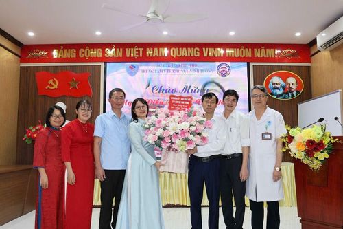 Phú Thọ: Trung tâm Y tế khu vực Vĩnh Tường tri ân đội ngũ điều dưỡng nhân Ngày Điều dưỡng Việt Nam 26/10