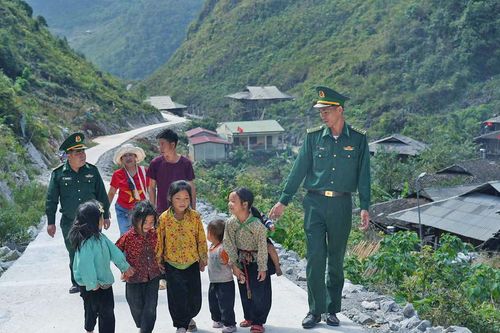 Những 'trạm phát sóng' của Đảng nơi biên cương