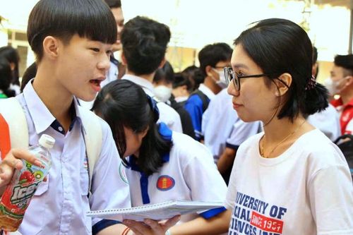 Đổi mới hợp tác giữa Trường phổ thông với Trường Đại học
