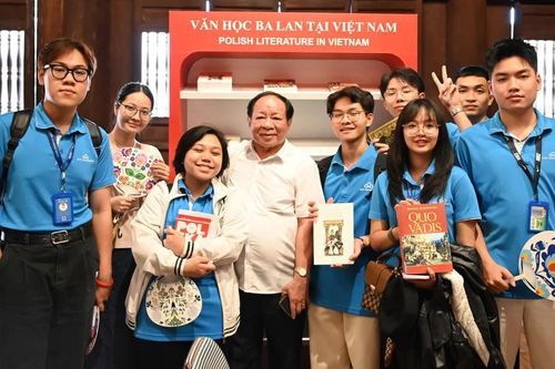 Ba Lan sẽ tiếp nhận tối đa 50 công dân Việt Nam sang học tập, nghiên cứu mỗi năm