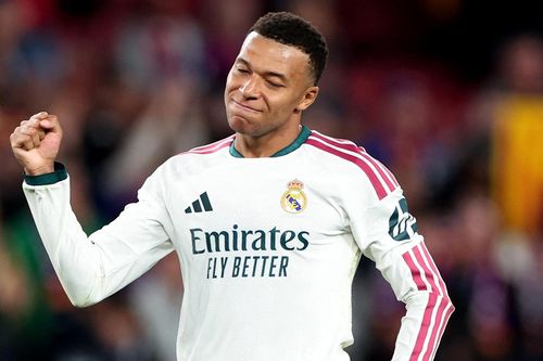 Mbappe lập cú đúp, Real Madrid thắng Barcelona 2-1