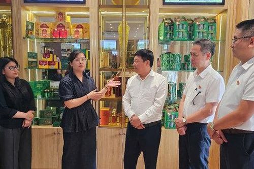 Triển khai cuộc vận động 'Người Việt Nam ưu tiên dùng hàng Việt Nam' tại Hà Nội: Lấy hiệu quả tiêu thụ làm thước đo