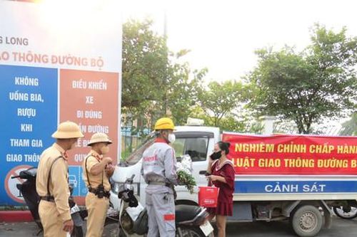 Xã Thiên Lộc: Triển khai Tuần lễ an toàn giao thông tại Khu công nghiệp Thăng Long