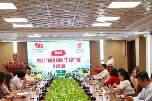 Hoàn thiện giáo trình kinh tế tập thể, nâng cao năng lực cán bộ cơ sở