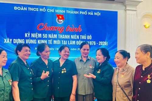 Những 'hạt giống đỏ' trên đất Nam Ban Lâm Hà