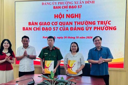 Phường Xuân Đỉnh kiện toàn đầu mối thực hiện nhiệm vụ chuyển đổi số