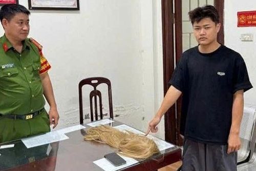 Danh tính nam thanh niên giả gái, chuốc rượu nạn nhân tại homestay ở Hà Nội để trộm Iphone