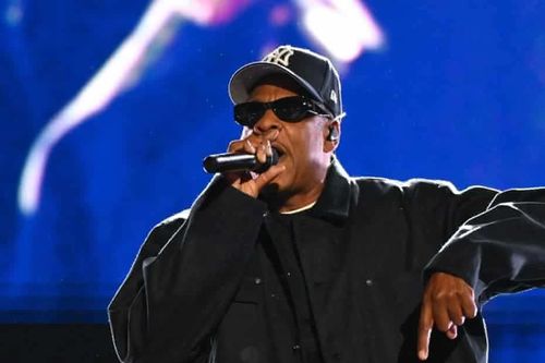 Jay-Z sẽ trình diễn tại Super Bowl Halftime Show 2027 sau 7 năm làm nhà sản xuất