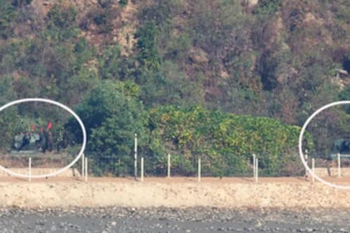 Triều Tiên đưa pháo tự hành áp sát biên giới Hàn Quốc