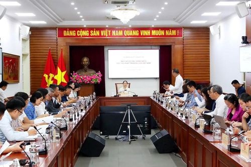 Đề xuất cơ chế đặc thù tạo đột phá cho du lịch