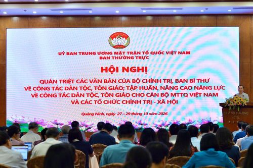 Nâng cao năng lực công tác dân tộc, tôn giáo cho cán bộ Mặt trận