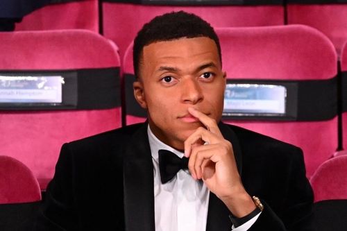 9 lần lỡ hẹn Quả bóng vàng, Mbappe trở thành trò cười