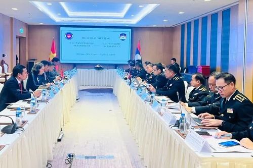 Hải quan Việt Nam và Lào tăng cường phối hợp, tạo thuận lợi thương mại qua biên giới