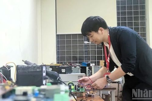 Sinh viên đại học Việt Nam ứng dụng trí tuệ nhân tạo: Góc nhìn từ một nghiên cứu mới