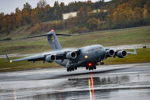 Quân sự thế giới hôm nay (27-10): Mỹ nâng cấp liên lạc vệ tinh cho máy bay vận tải C-17