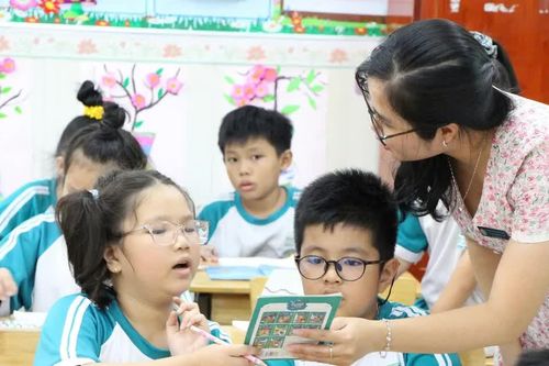 TPHCM rà soát nhu cầu cung ứng sách giáo khoa năm học 2027-2028