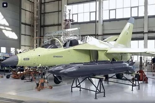 Yak-130M 'bất khả xâm phạm' khi được trang bị hệ thống phòng vệ chủ động