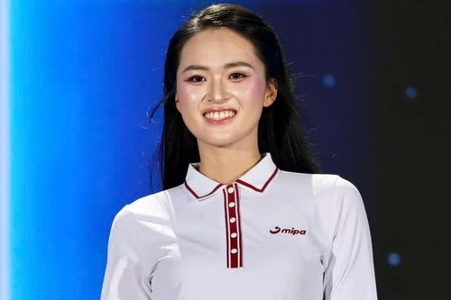 Sân khấu đặc biệt của 25 cô gái Hoa hậu Việt Nam