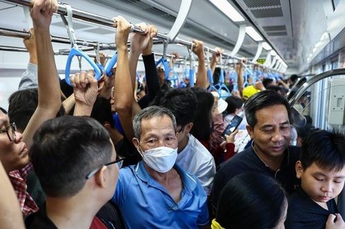 Metro TPHCM từng bước định hình thói quen di chuyển xanh của người dân