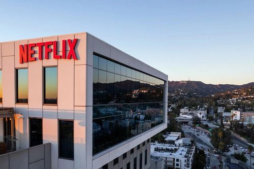 Netflix sa thải gần 1.000 nhân sự và hai lãnh đạo cấp cao