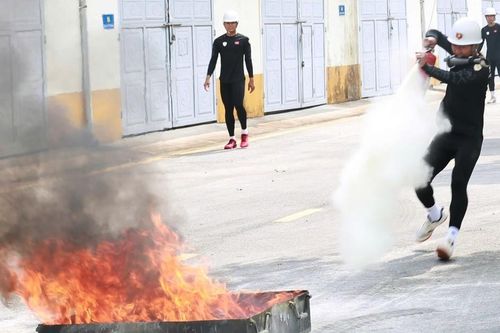 Bộ Công an cử 17 người tham gia Giải vô địch thế giới về chữa cháy và CNCH