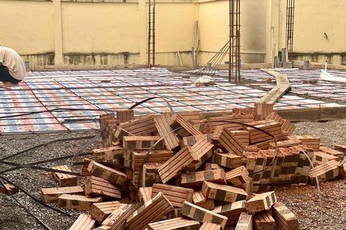 Xây chuồng trại nuôi lợn rộng 495m2 có phải xin giấy phép xây dựng?