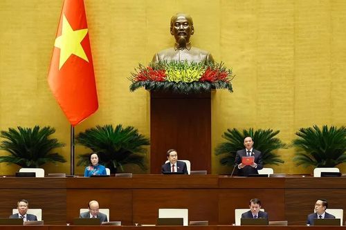 Ngày 27/10, Quốc hội làm việc, thảo luận liên quan đến Bộ luật Hình sự