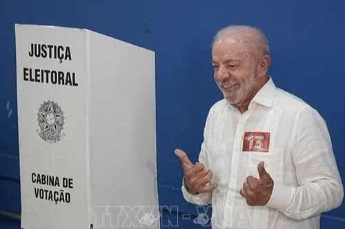 Lý giải chiến thắng lội ngược dòng ngoạn mục của Tổng thống Brazil