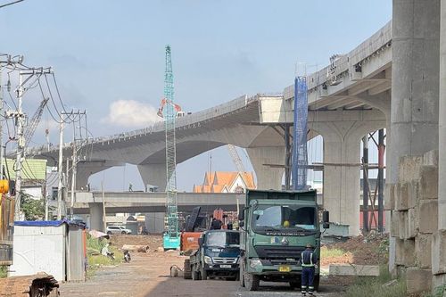 Toàn cảnh công trường nút giao phức tạp nhất Vành đai 3 Tp.HCM nhìn từ trên cao