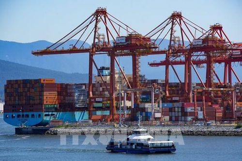 Kinh tế Canada đối mặt với hai trở ngại