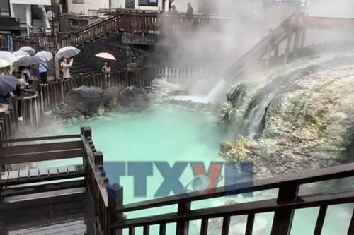 Kusatsu Onsen - thị trấn suối nước nóng giữa núi rừng Nhật Bản