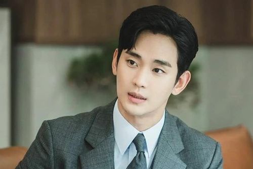 Mẹ Kim Sae Ron cùng nhiều người bị chuyển hồ sơ cho công tố viên