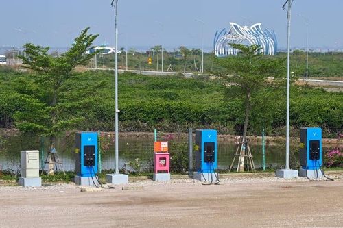 Khung giờ điện mới: Ai hưởng lợi?