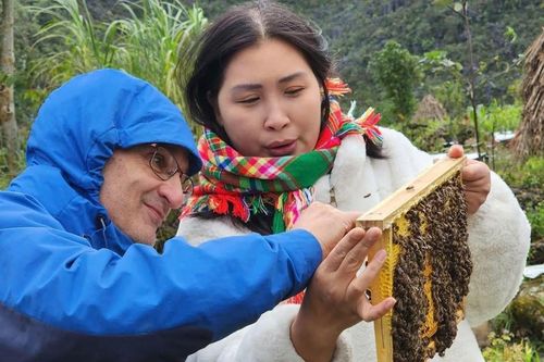 Cô gái Cờ Lao đưa nông sản Cao nguyên đá vươn xa nhờ chuyển đổi số