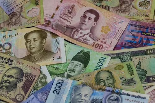 Nhiều đồng tiền châu Á chao đảo vì nỗi lo bong bóng AI và giá dầu