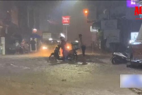 Thái Lan: Lũ quét nhấn chìm nhiều khu vực ở Phuket