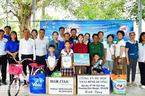 Hơn 52 triệu đồng giúp gia đình có cháu mắc bệnh máu khó đông ở An Giang