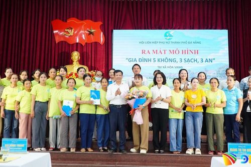 Ra mắt mô hình 'Gia đình 5 không, 3 sạch, 3 an' tại xã Hòa Vang