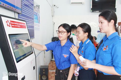 “Áo xanh” tiên phong trên “mặt trận số” (Bài 2)