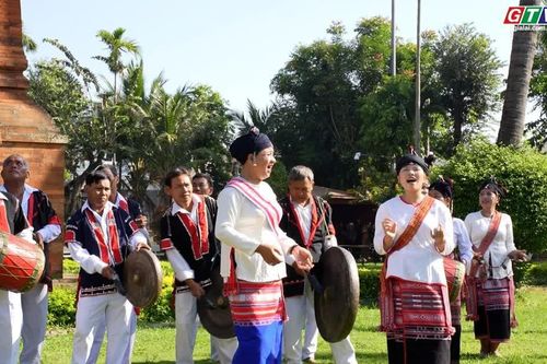 Trải nghiệm di sản văn hóa Gia Lai tại Bảo tàng tỉnh và tháp Đôi