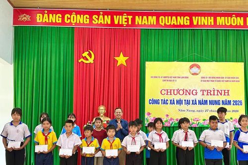 Cụm thi đua số 12 MTTQ tỉnh Lâm Đồng chung tay chăm lo an sinh xã hội tại Nâm Nung