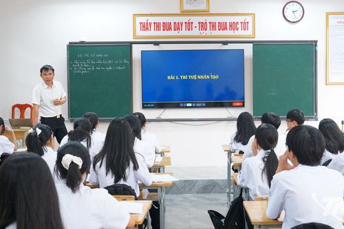 Đưa trí tuệ nhân tạo vào trường học: Hứng khởi đi cùng khó khăn