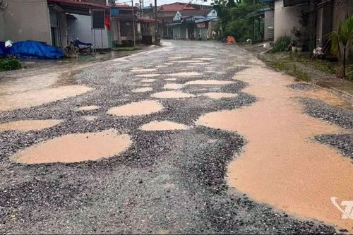 Tỉnh lộ 269C xuống cấp, người dân mong chờ sửa chữa