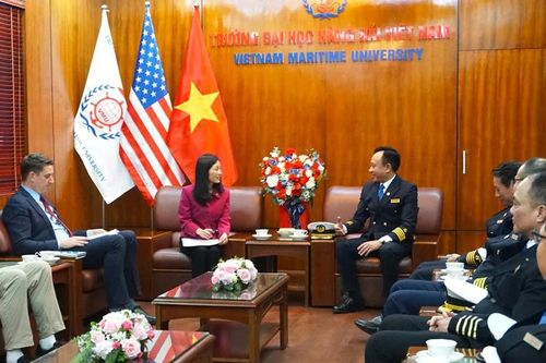 Trường Đại học Hàng hải Việt Nam tăng cường hợp tác đào tạo nhân lực hàng hải với Hoa Kỳ