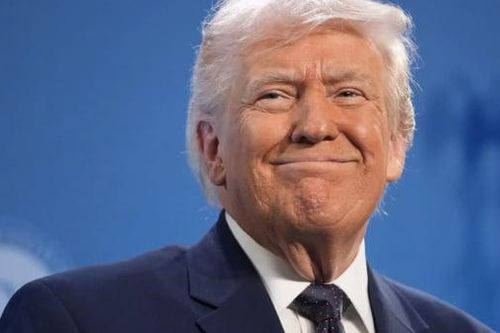 Tổng thống Mỹ Donald Trump treo thưởng 1 triệu USD cho thông tin về gian lận bầu cử