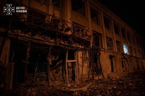 Ông Zelensky: Nga tập kích Kiev bằng tên lửa đạn đạo, gây thương vong