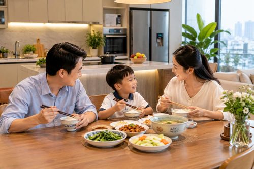Bữa cơm gia đình thay đổi thế nào trong nhịp sống bận rộn?