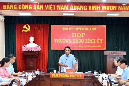 Bí thư Tỉnh ủy Tuyên Quang yêu cầu đưa chính sách vào cuộc sống đúng tiến độ